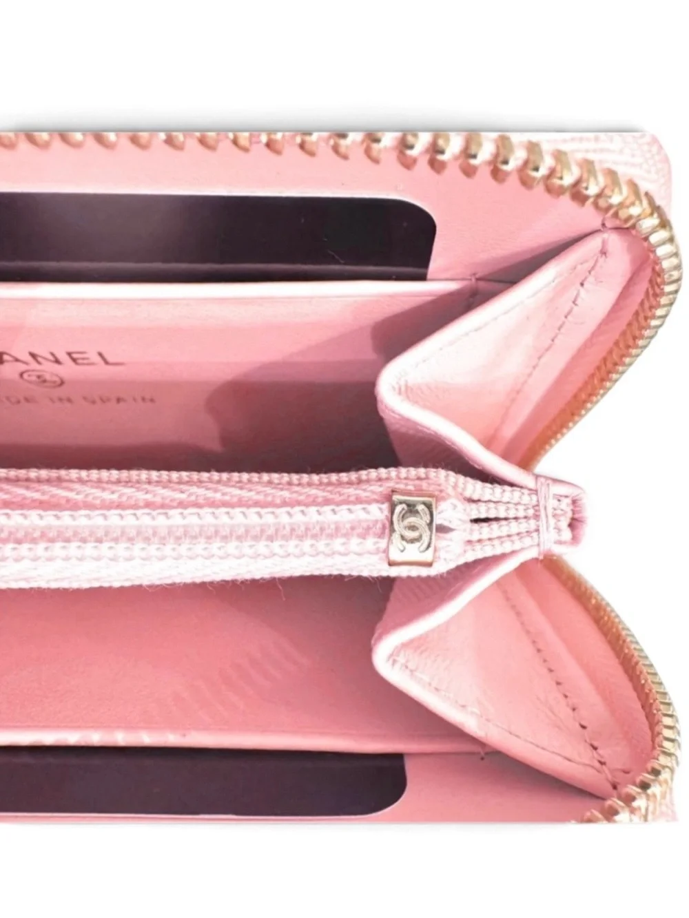 🆕💗CHANEL Grained Calfskin (CAVIAR) Zipped Coin Purse Strass CC Logo GHW • PINK